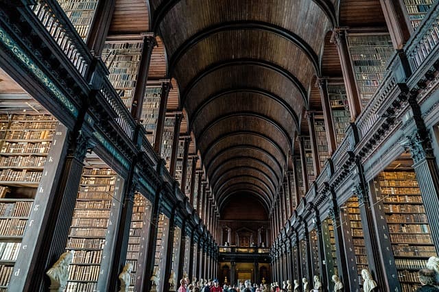 Monumentos de Irlanda. Trinity College